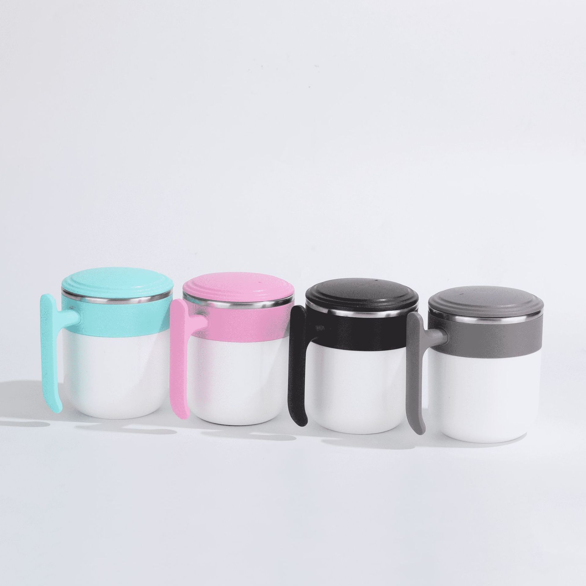 TEMPERATURE DIFFERENCE AUTOMATIC MIXING CUP